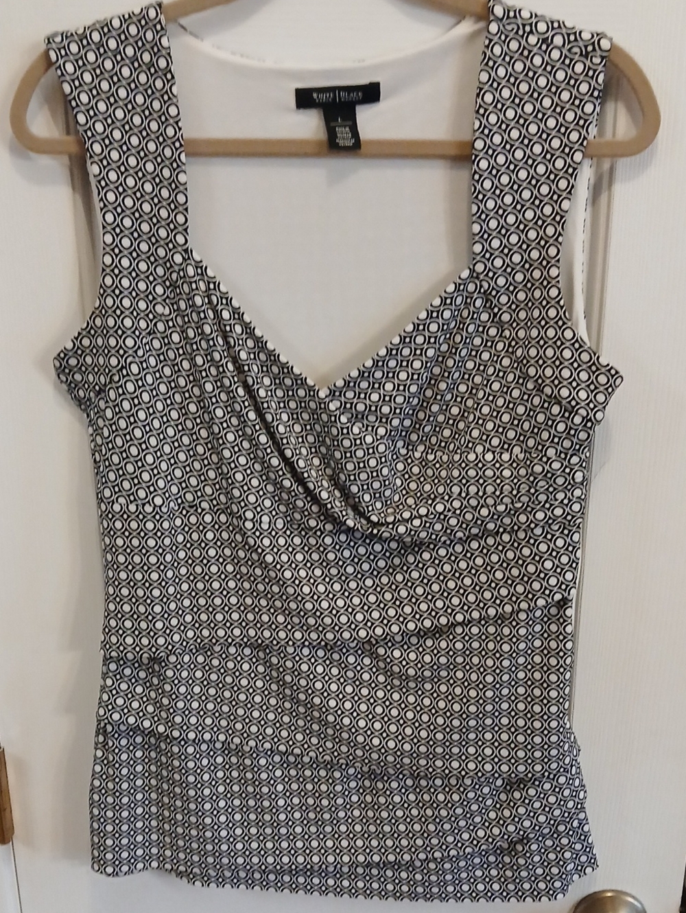 White House Black Market, White & Black Geo Print Sleeveless Drape Neck Top - L